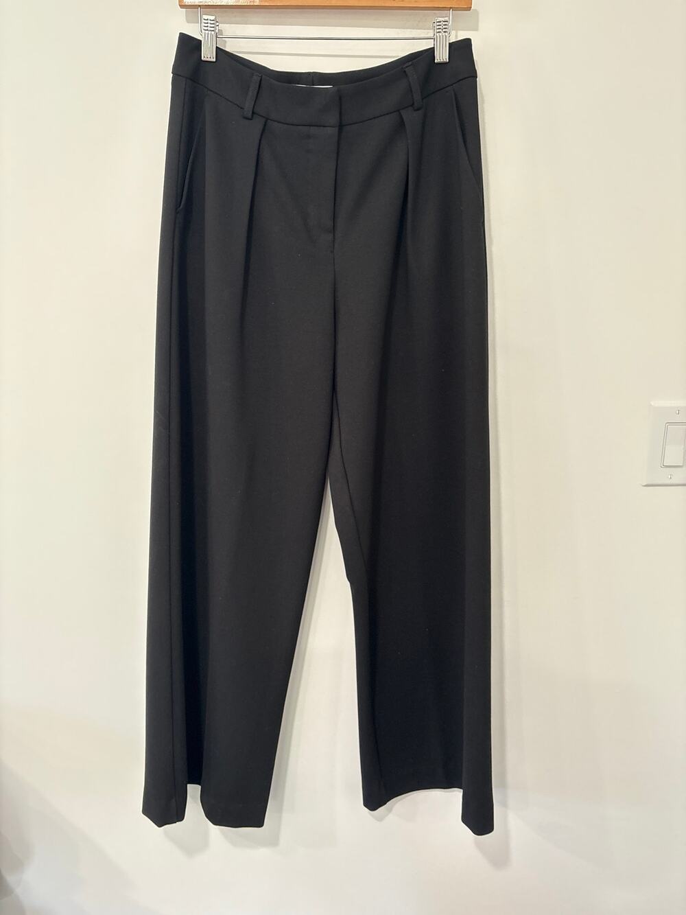 Velvet by Graham & Spencer Black Dress Pants - Size 8